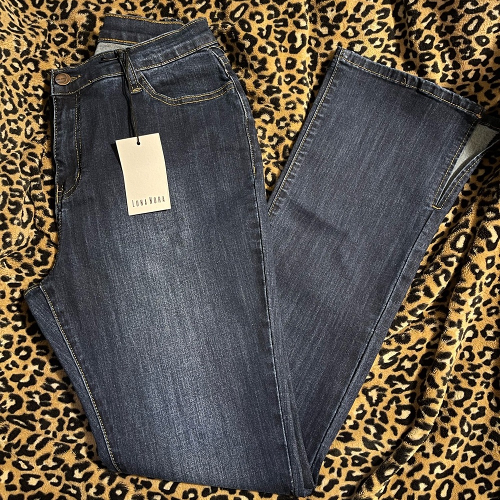 NWT Luna Nora denim jeans size 12. Mid rise slim bootcut w/bottom side slits.